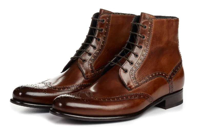 Best Casual Shoes For Sale The Reynolds Wingtip Boot - Brown